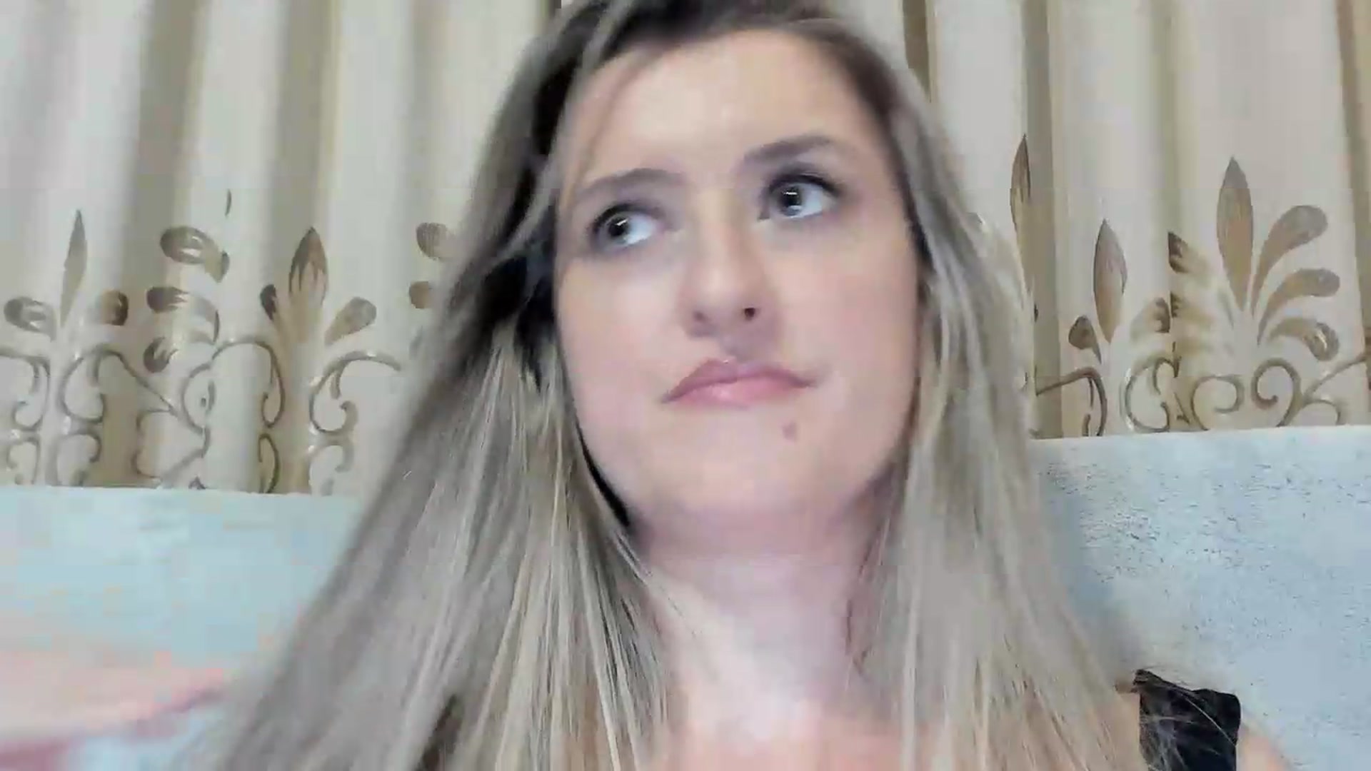 Gallery image thumbnail from BestDream's myfreecams stream on, 08/11/2026, 23:44 image 14 of 20