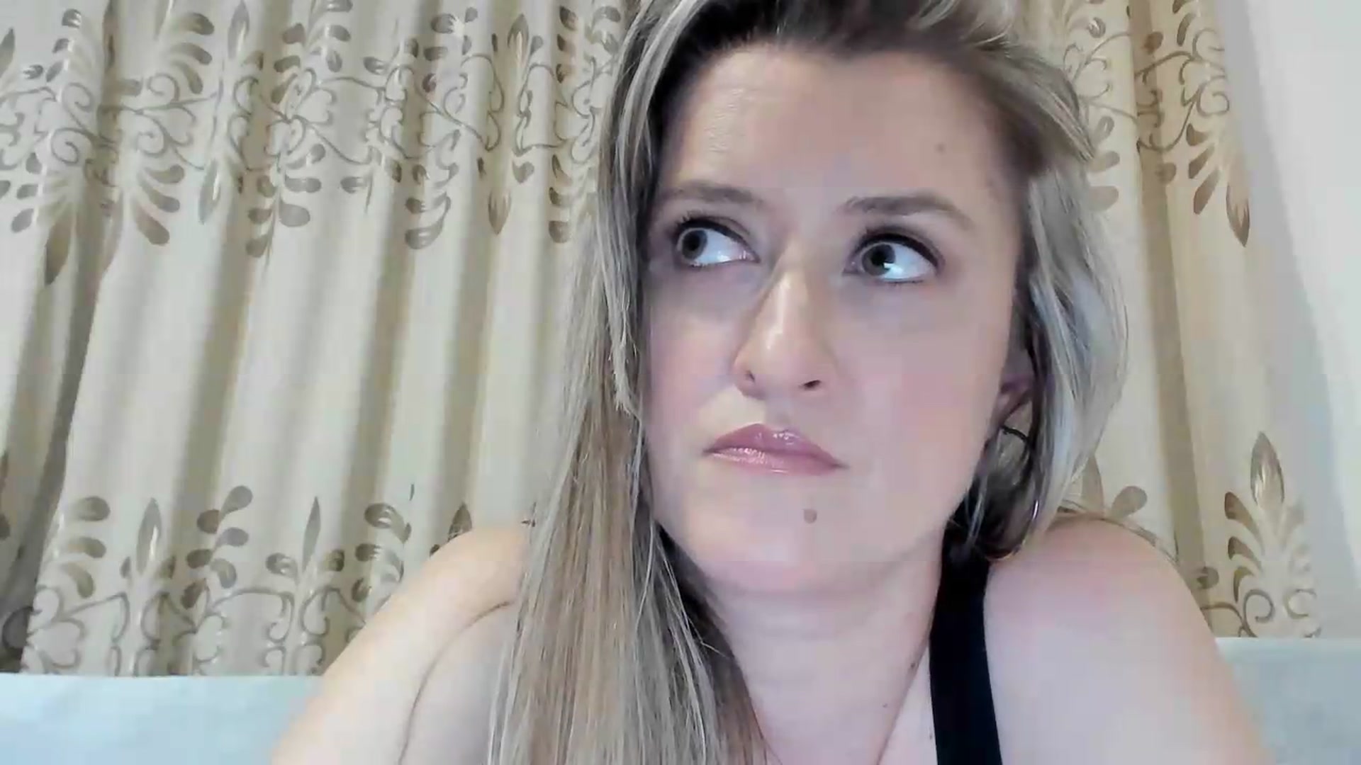 Gallery image thumbnail from BestDream's myfreecams stream on, 08/12/2026, 24:06 image 7 of 20