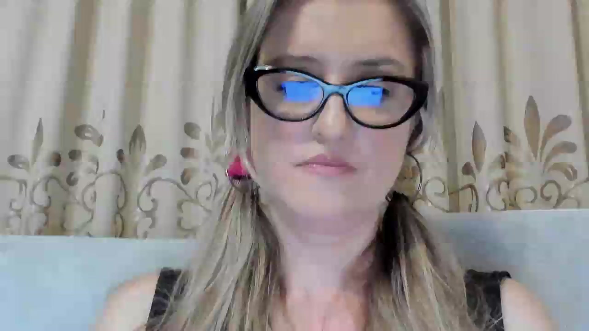 Gallery image thumbnail from BestDream's myfreecams stream on, 08/12/2026, 01:18 image 9 of 20