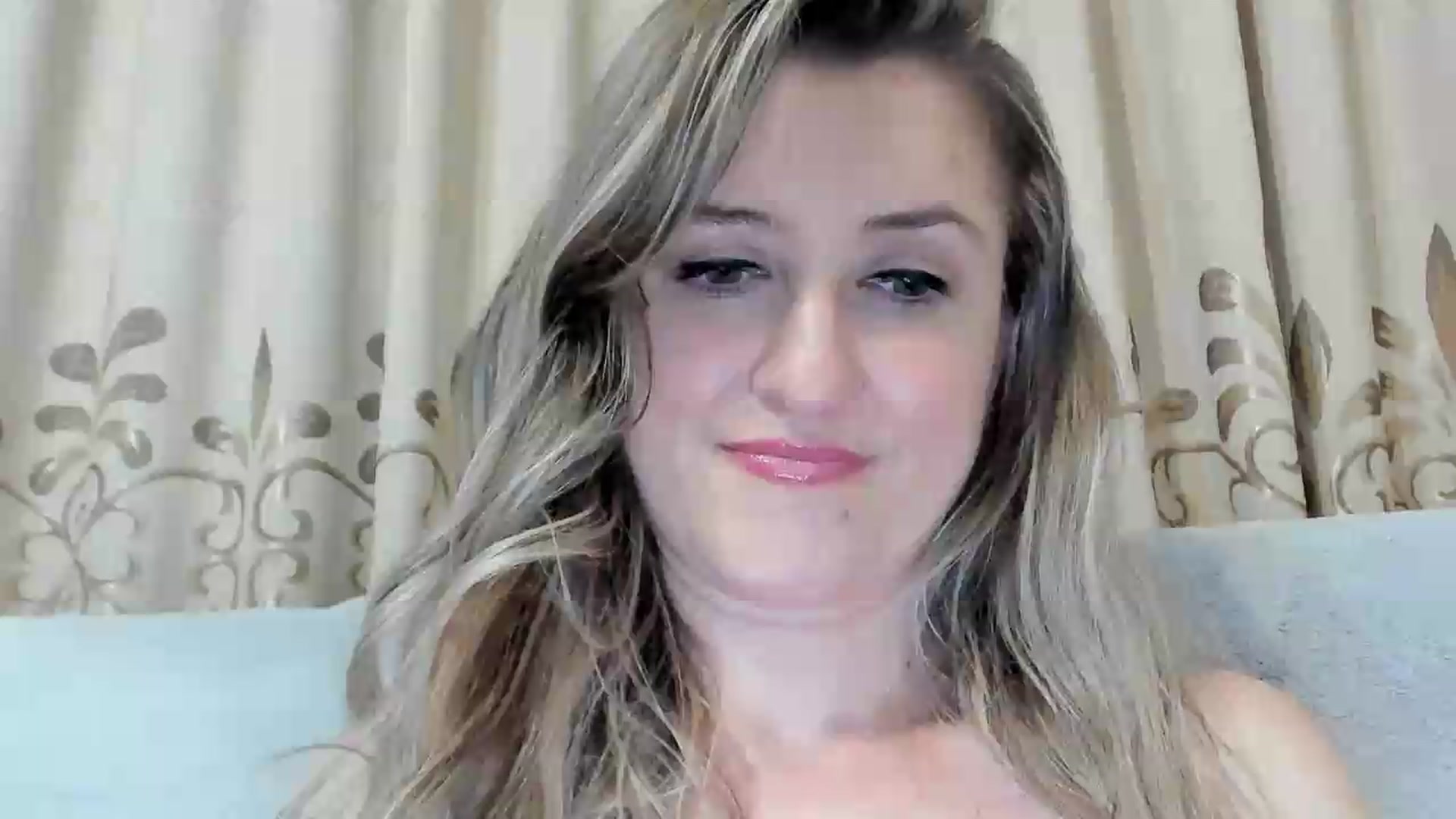 Gallery image thumbnail from BestDream's myfreecams stream on, 08/13/2026, 03:21 image 1 of 20