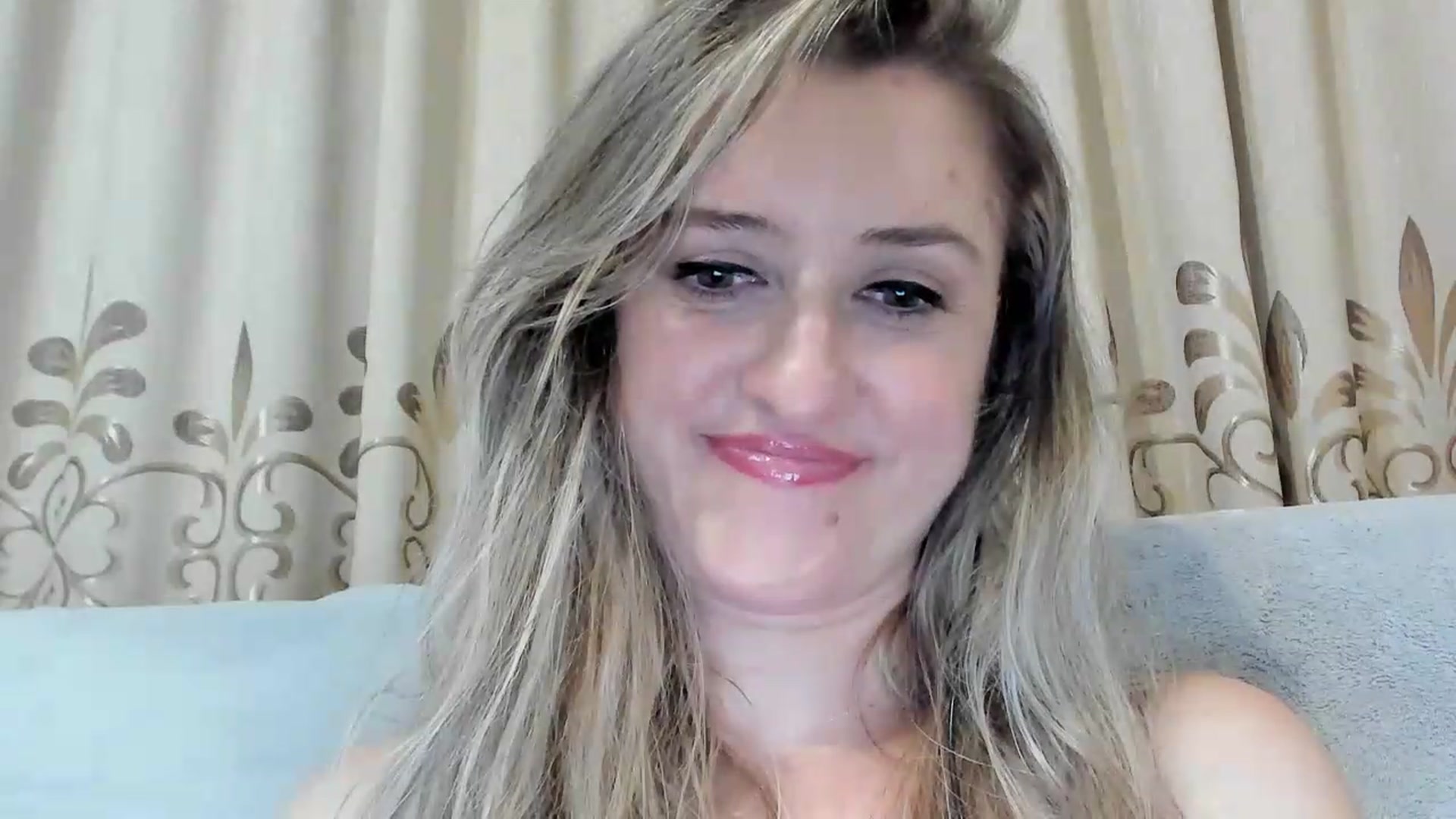Gallery image thumbnail from BestDream's myfreecams stream on, 08/13/2026, 03:21 image 5 of 20