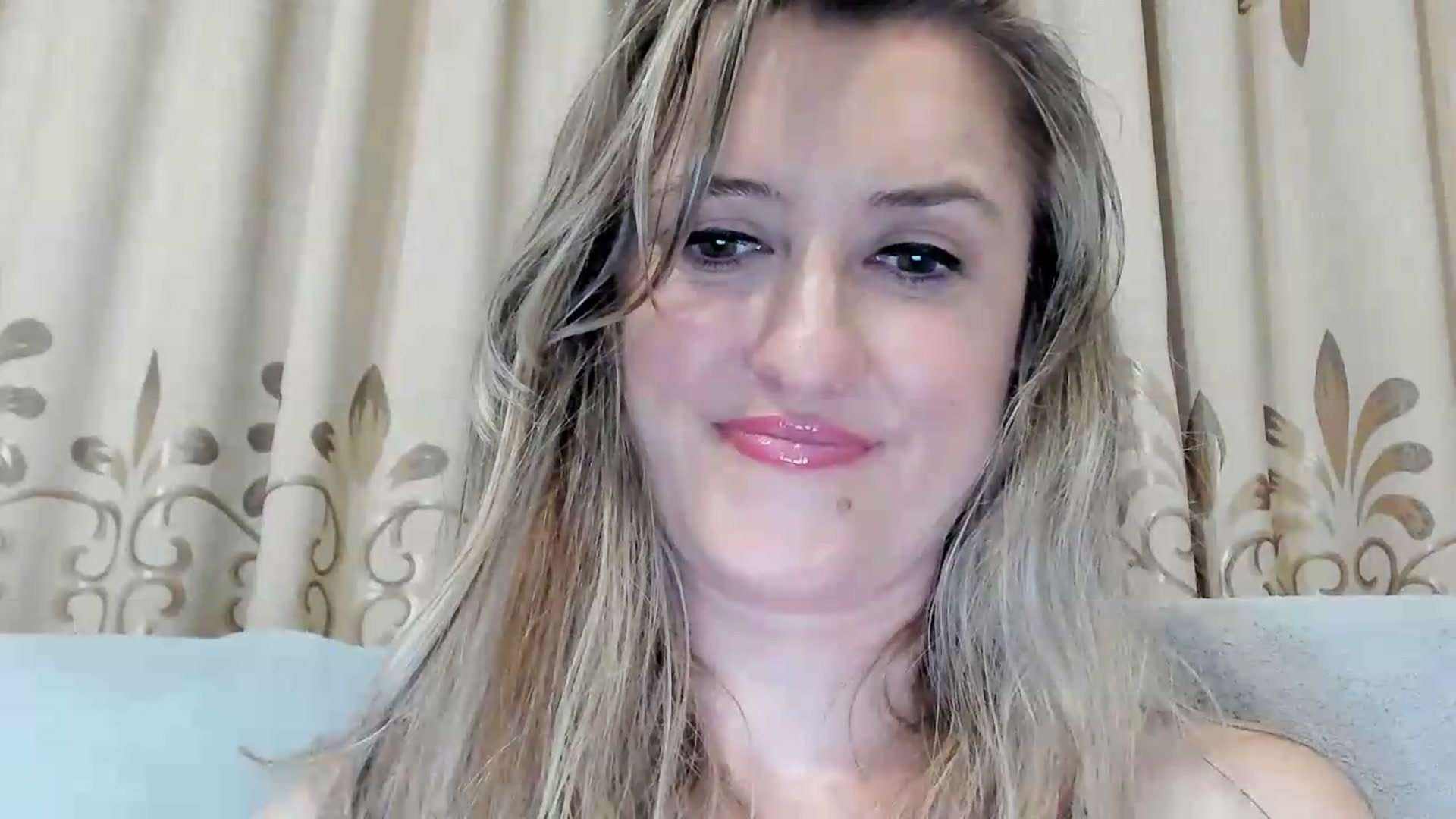 Gallery image thumbnail from BestDream's myfreecams stream on, 08/13/2026, 03:21 image 12 of 20
