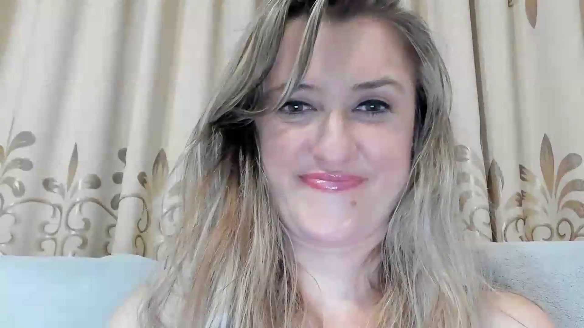 Gallery image thumbnail from BestDream's myfreecams stream on, 08/13/2026, 03:21 image 10 of 20