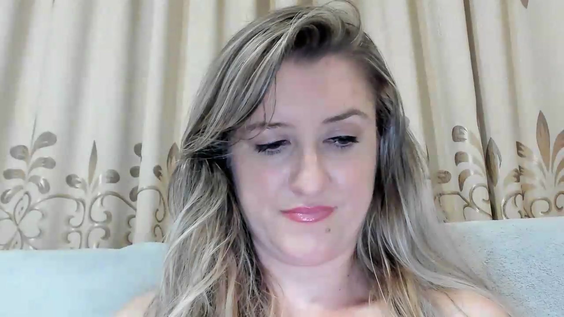 Gallery image thumbnail from BestDream's myfreecams stream on, 08/13/2026, 03:21 image 2 of 20