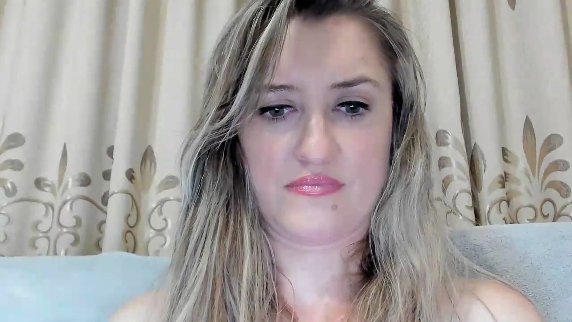 Gallery image thumbnail from BestDream's myfreecams stream on, 08/13/2026, 03:21 image 18 of 20