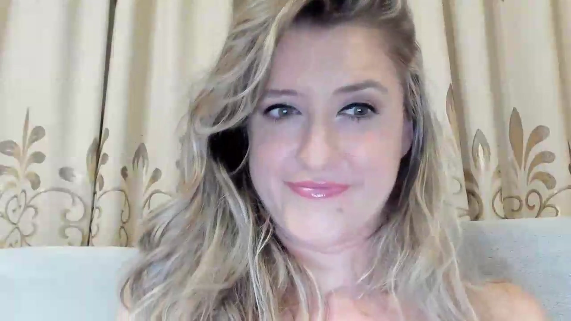 Gallery image thumbnail from BestDream's myfreecams stream on, 08/13/2026, 23:24 image 2 of 20