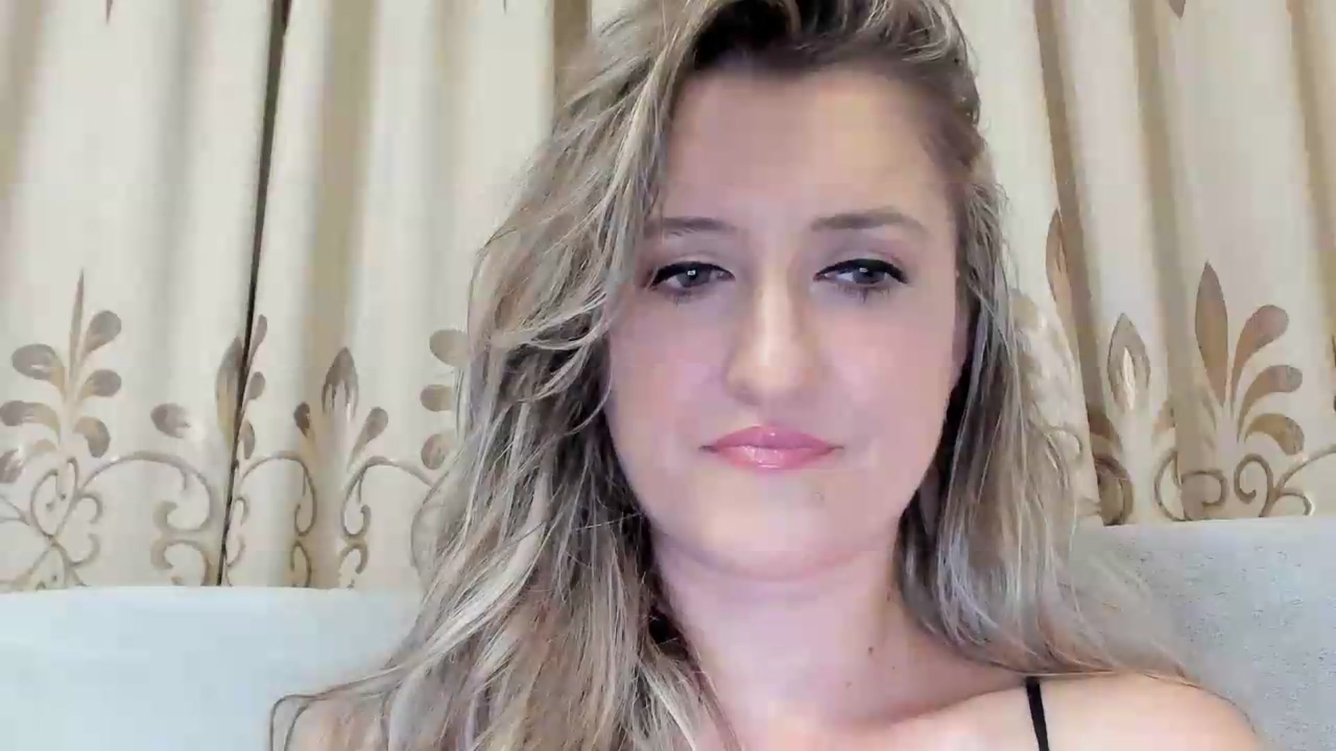 Gallery image thumbnail from BestDream's myfreecams stream on, 08/13/2026, 23:51 image 2 of 20