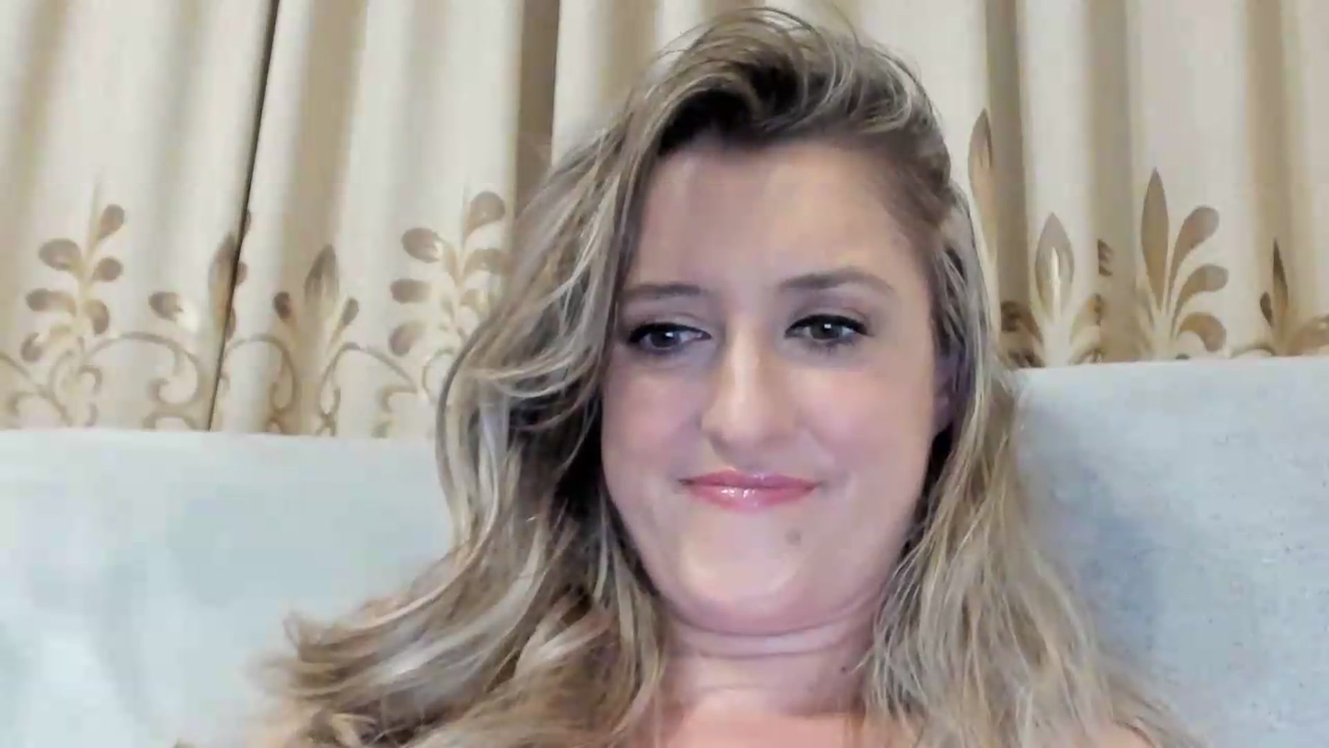 Gallery image thumbnail from BestDream's myfreecams stream on, 08/13/2026, 23:51 image 19 of 20