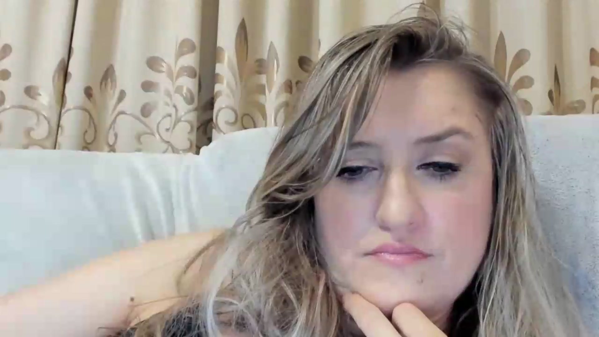 Gallery image thumbnail from BestDream's myfreecams stream on, 08/14/2026, 02:58 image 12 of 20