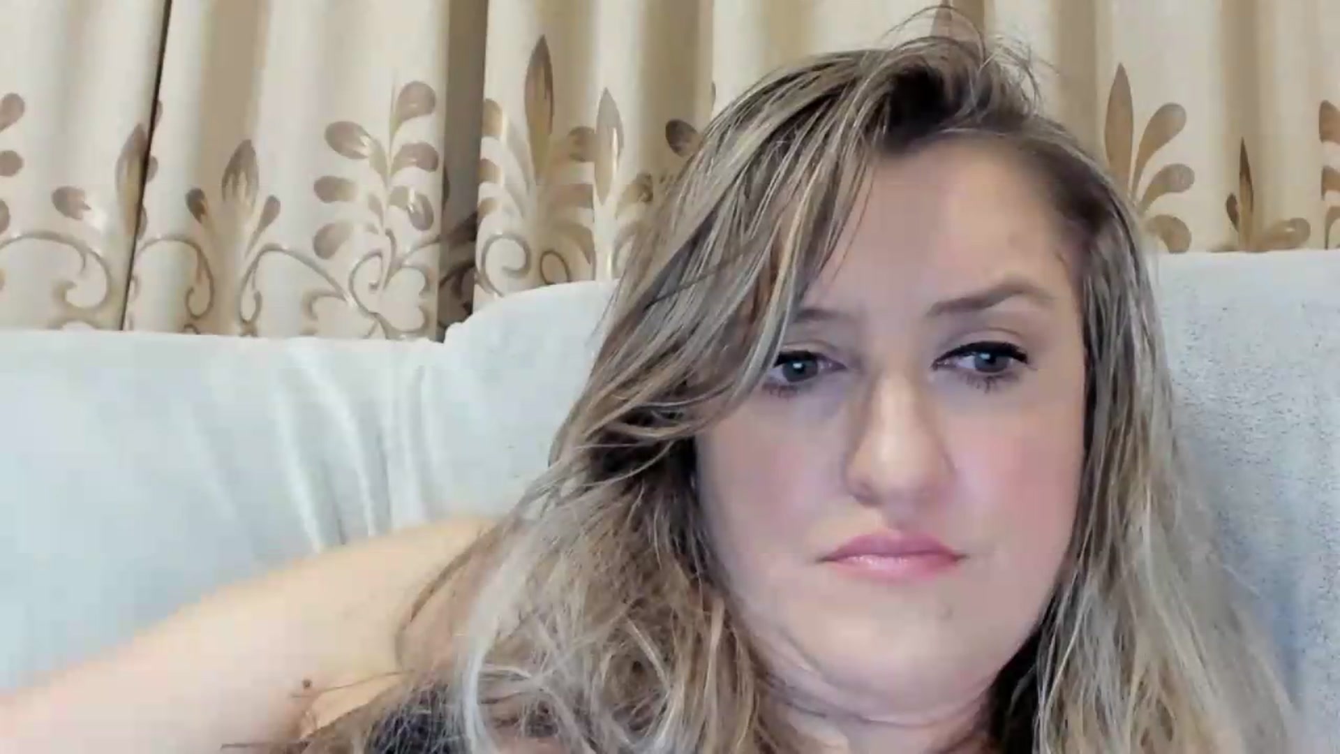 Gallery image thumbnail from BestDream's myfreecams stream on, 08/14/2026, 02:58 image 13 of 20