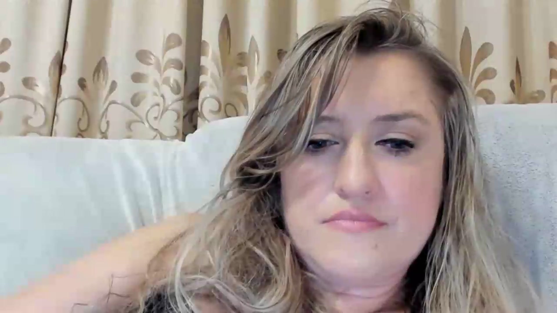 Gallery image thumbnail from BestDream's myfreecams stream on, 08/14/2026, 02:58 image 15 of 20