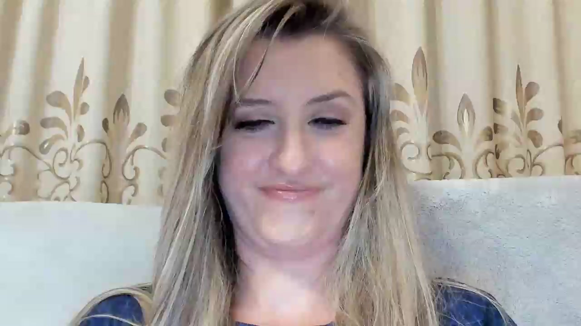Gallery image thumbnail from BestDream's myfreecams stream on, 08/16/2026, 01:32 image 17 of 20