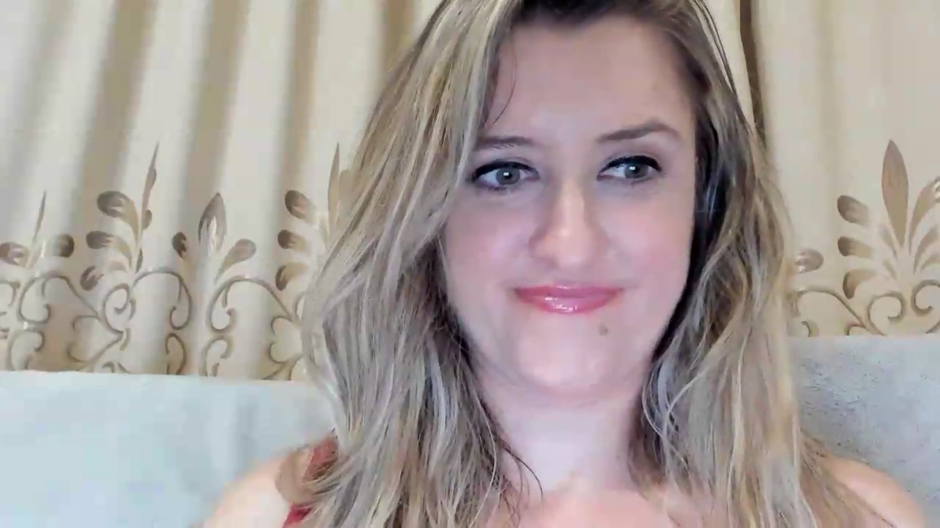 Gallery image thumbnail from BestDream's myfreecams stream on, 08/16/2026, 20:17 image 7 of 20
