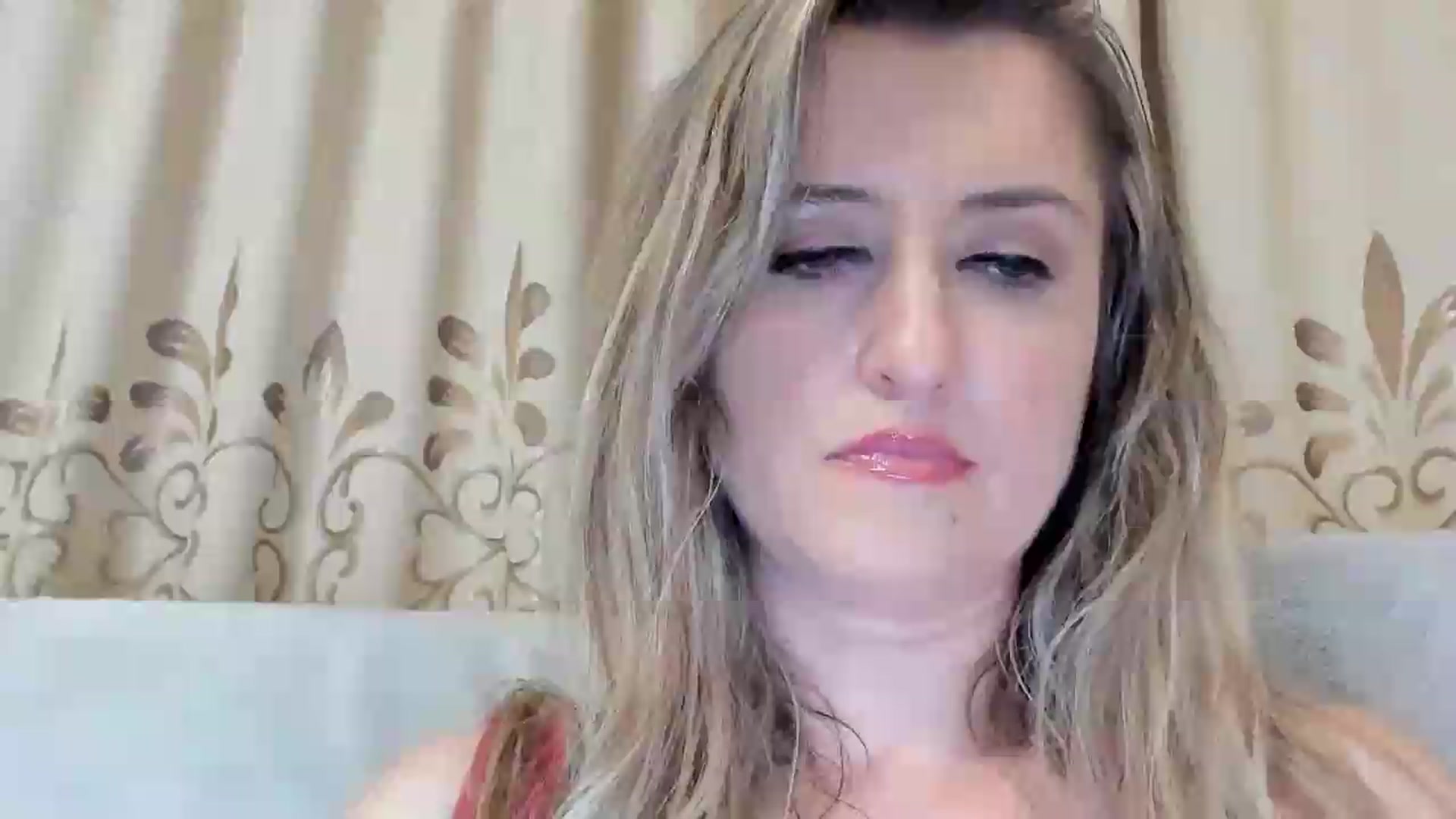 Gallery image thumbnail from BestDream's myfreecams stream on, 08/16/2026, 20:17 image 12 of 20