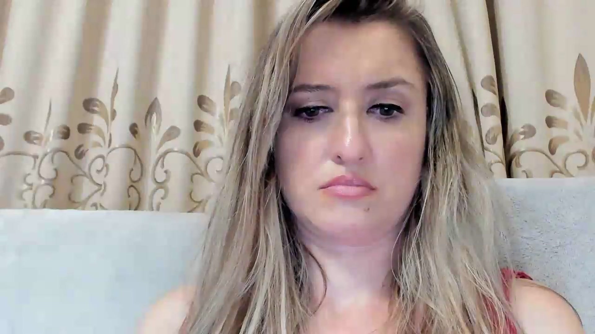 Gallery image thumbnail from BestDream's myfreecams stream on, 08/17/2026, 24:27 image 13 of 20