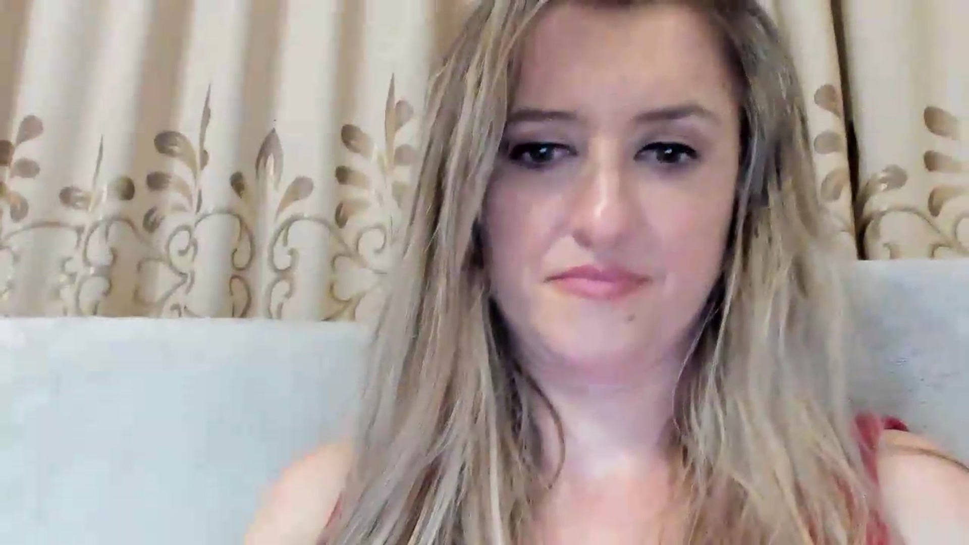 Gallery image thumbnail from BestDream's myfreecams stream on, 08/17/2026, 24:27 image 15 of 20