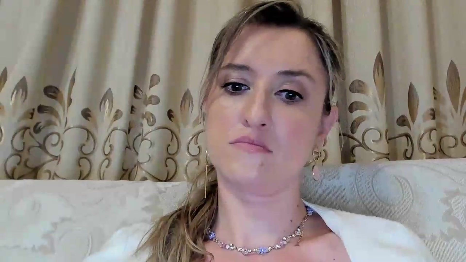 Gallery image thumbnail from BestDream's myfreecams stream on, 08/25/2026, 23:49 image 18 of 20