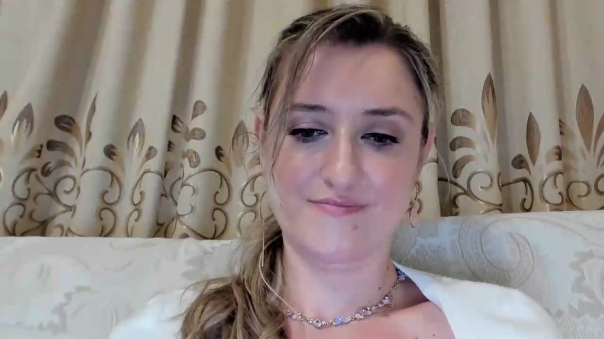 Gallery image thumbnail from BestDream's myfreecams stream on, 08/25/2026, 23:49 image 14 of 20