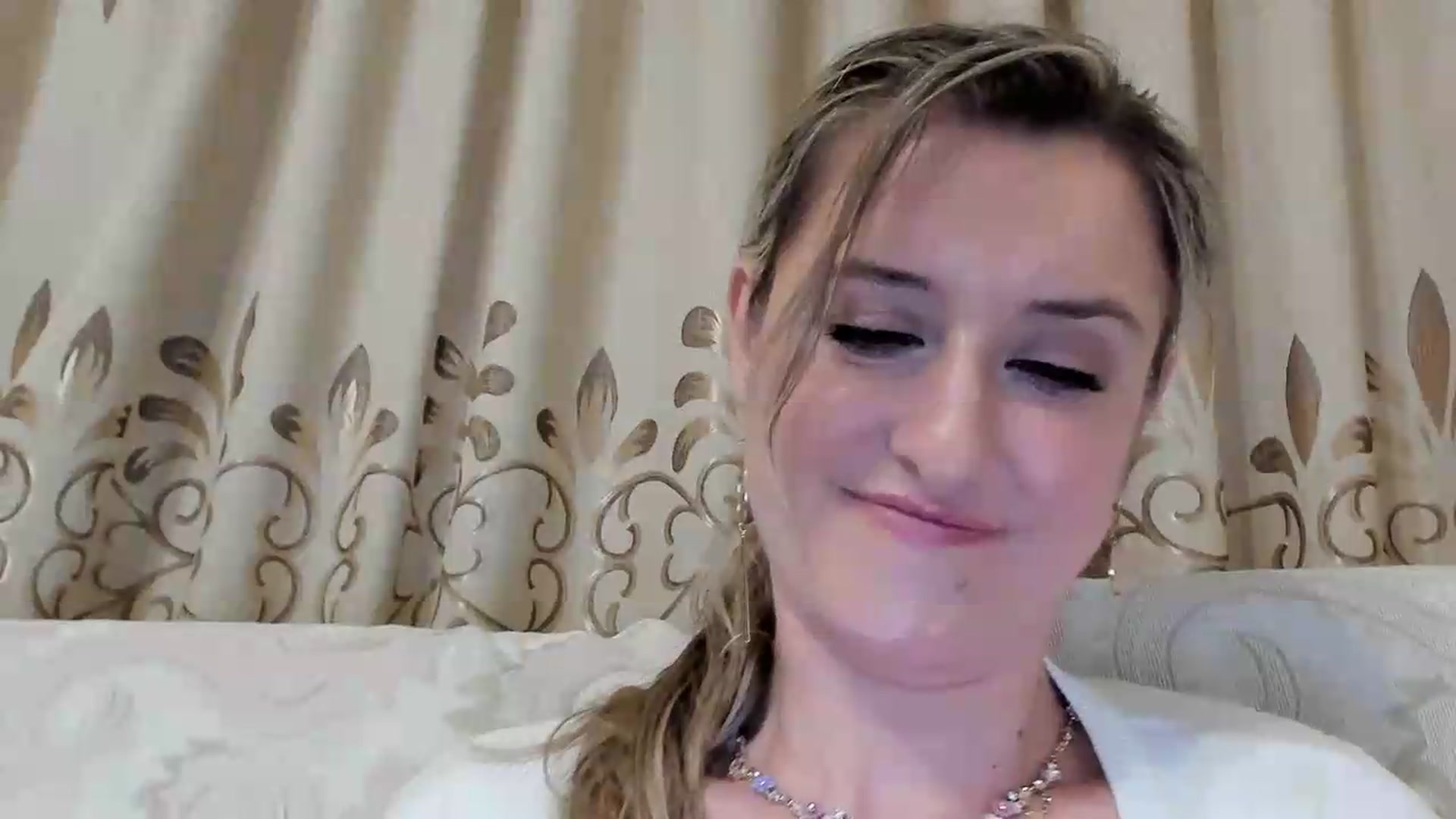 Gallery image thumbnail from BestDream's myfreecams stream on, 08/26/2026, 24:14 image 20 of 20