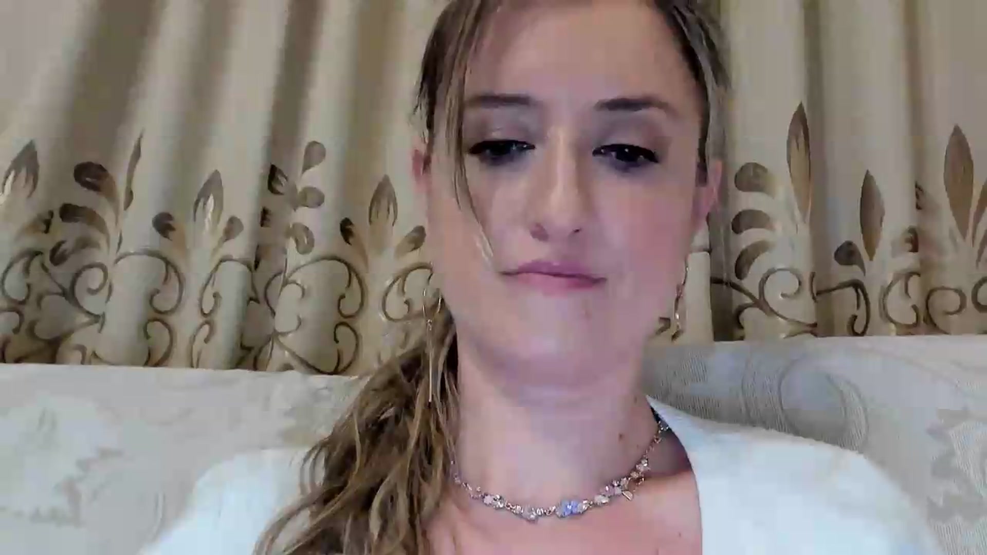 Gallery image thumbnail from BestDream's myfreecams stream on, 08/26/2026, 24:14 image 7 of 20