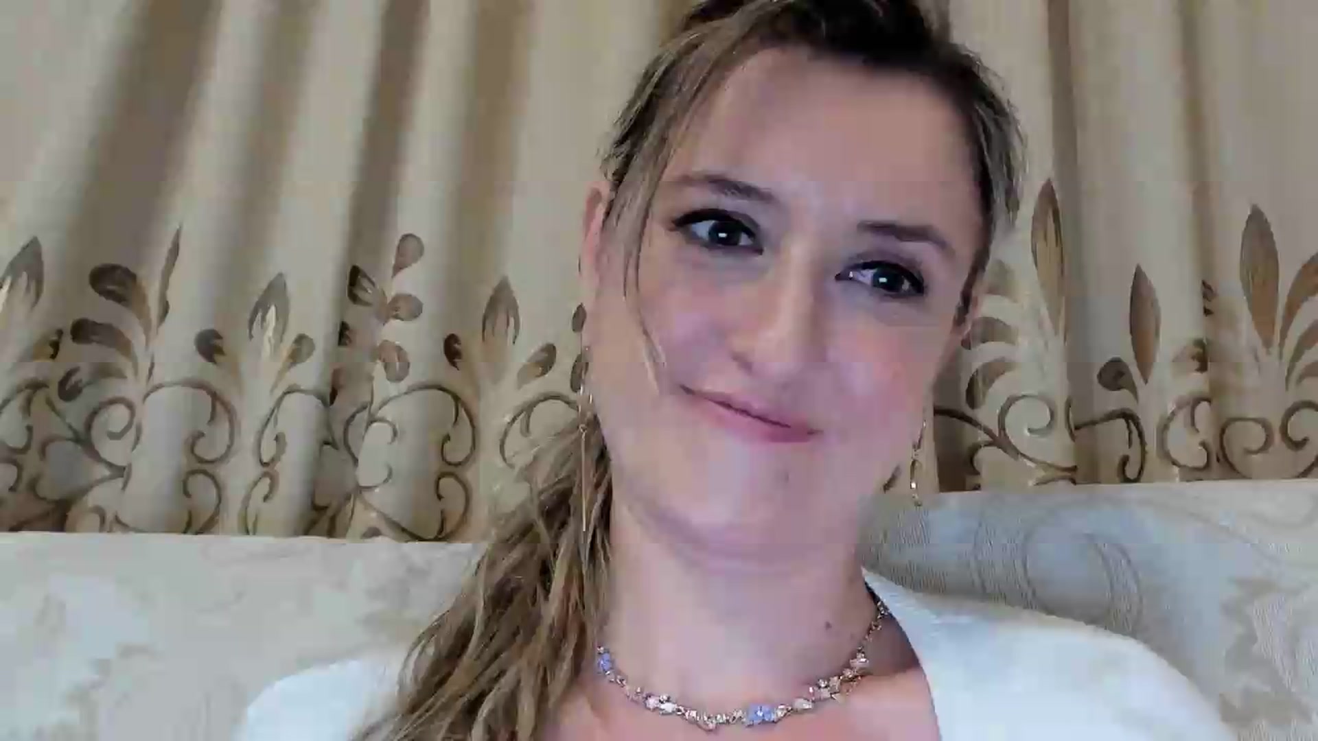 Gallery image thumbnail from BestDream's myfreecams stream on, 08/26/2026, 24:14 image 3 of 20