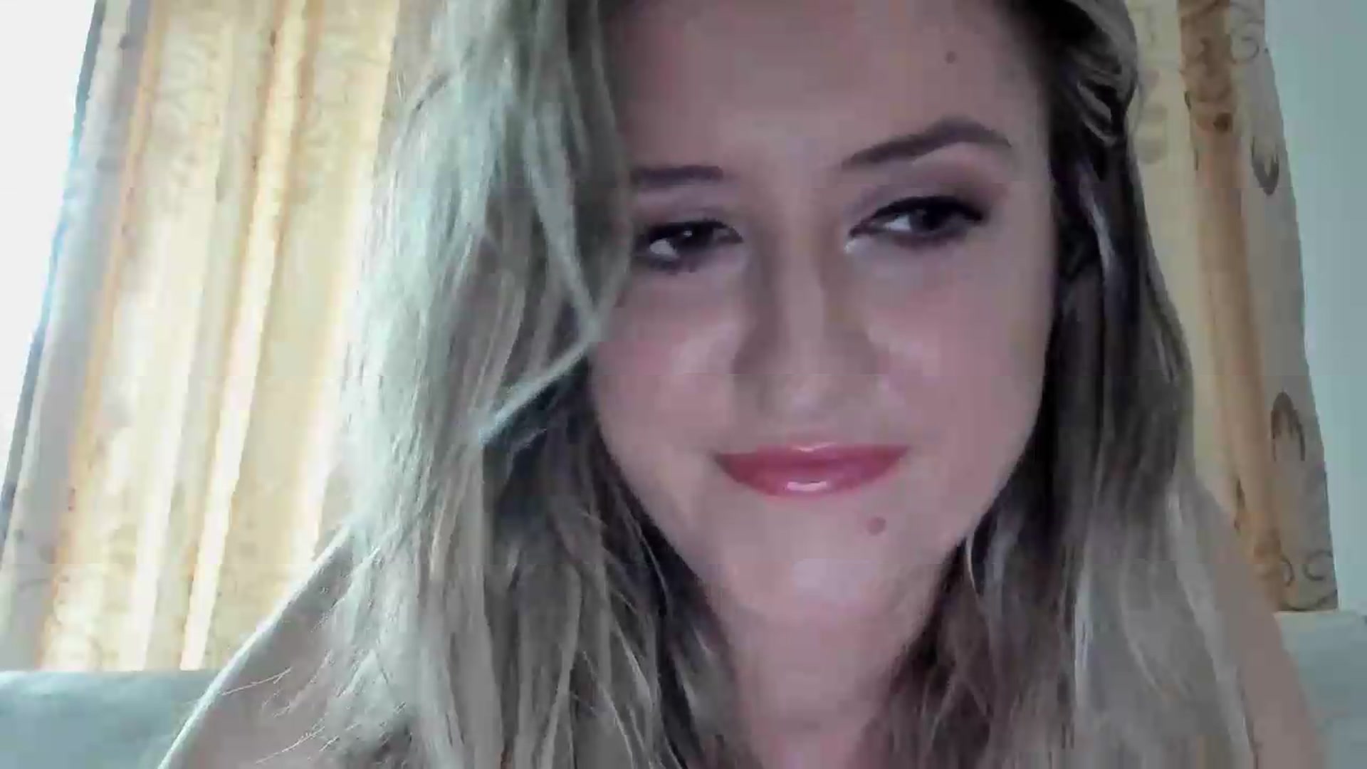Gallery image thumbnail from BestDream's myfreecams stream on, 08/27/2026, 10:44 image 12 of 20
