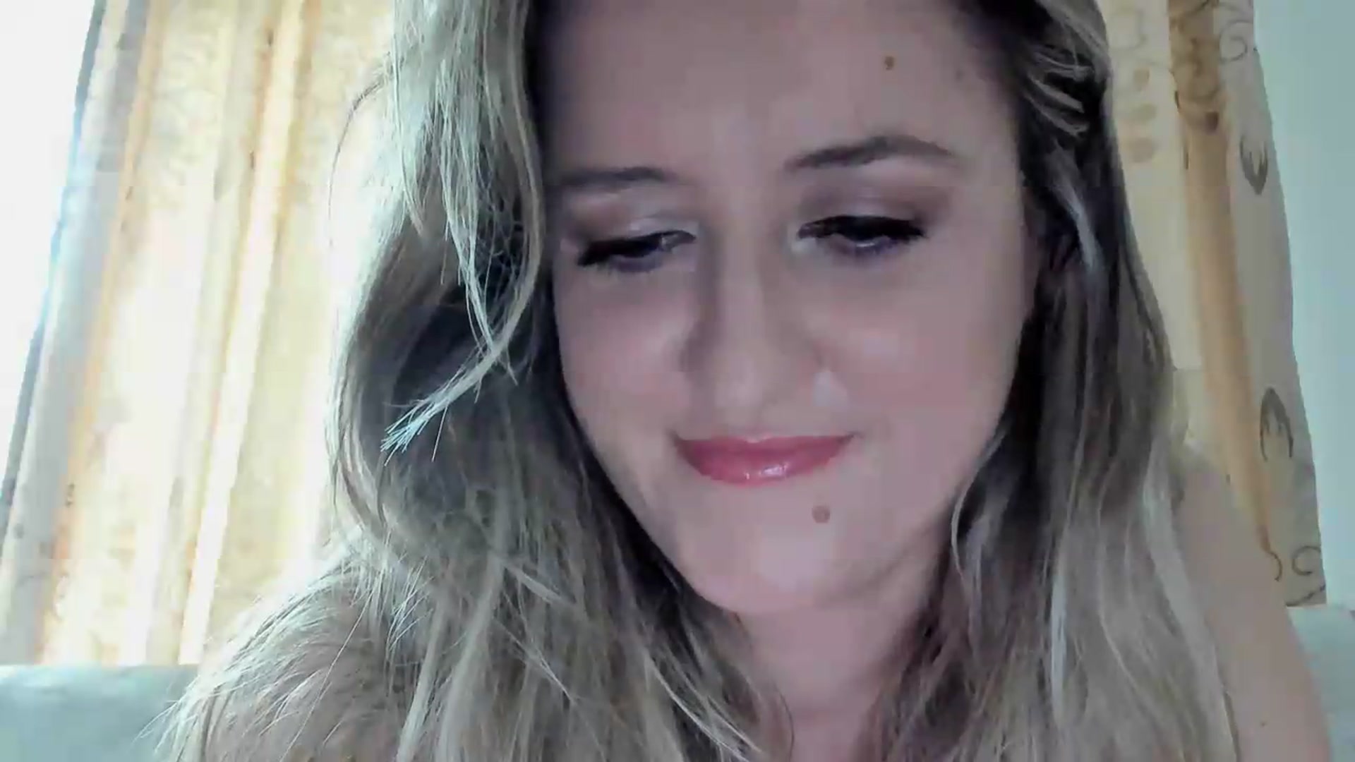 Gallery image thumbnail from BestDream's myfreecams stream on, 08/27/2026, 10:44 image 6 of 20