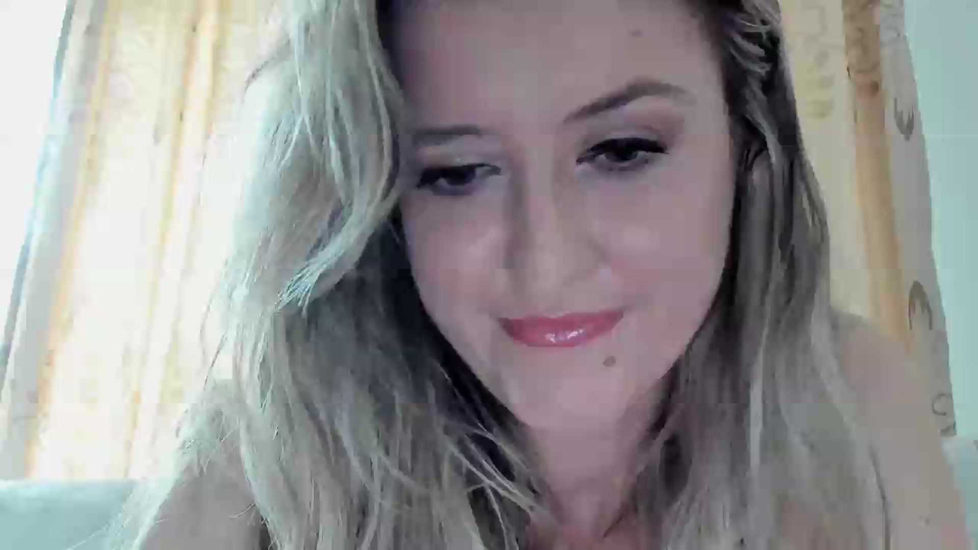 Gallery image thumbnail from BestDream's myfreecams stream on, 08/27/2026, 10:44 image 1 of 20