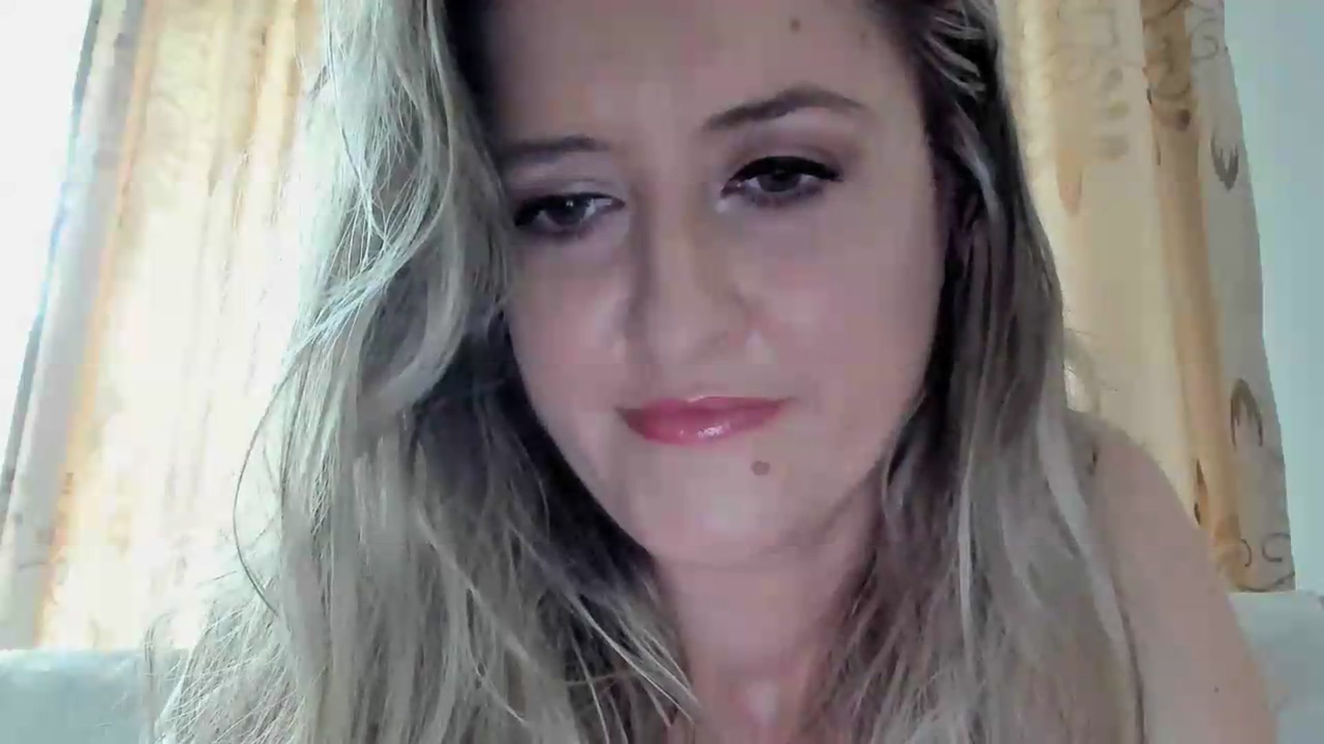 Gallery image thumbnail from BestDream's myfreecams stream on, 08/27/2026, 10:44 image 4 of 20