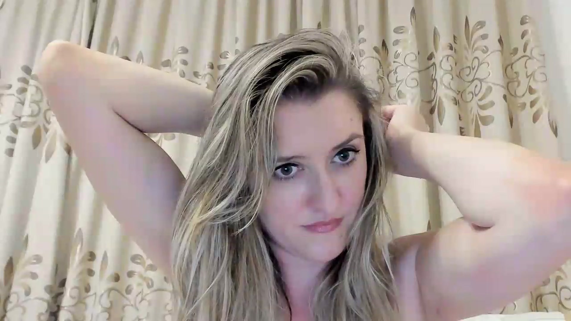 Gallery image thumbnail from BestDream's myfreecams stream on, 08/27/2026, 23:37 image 3 of 20