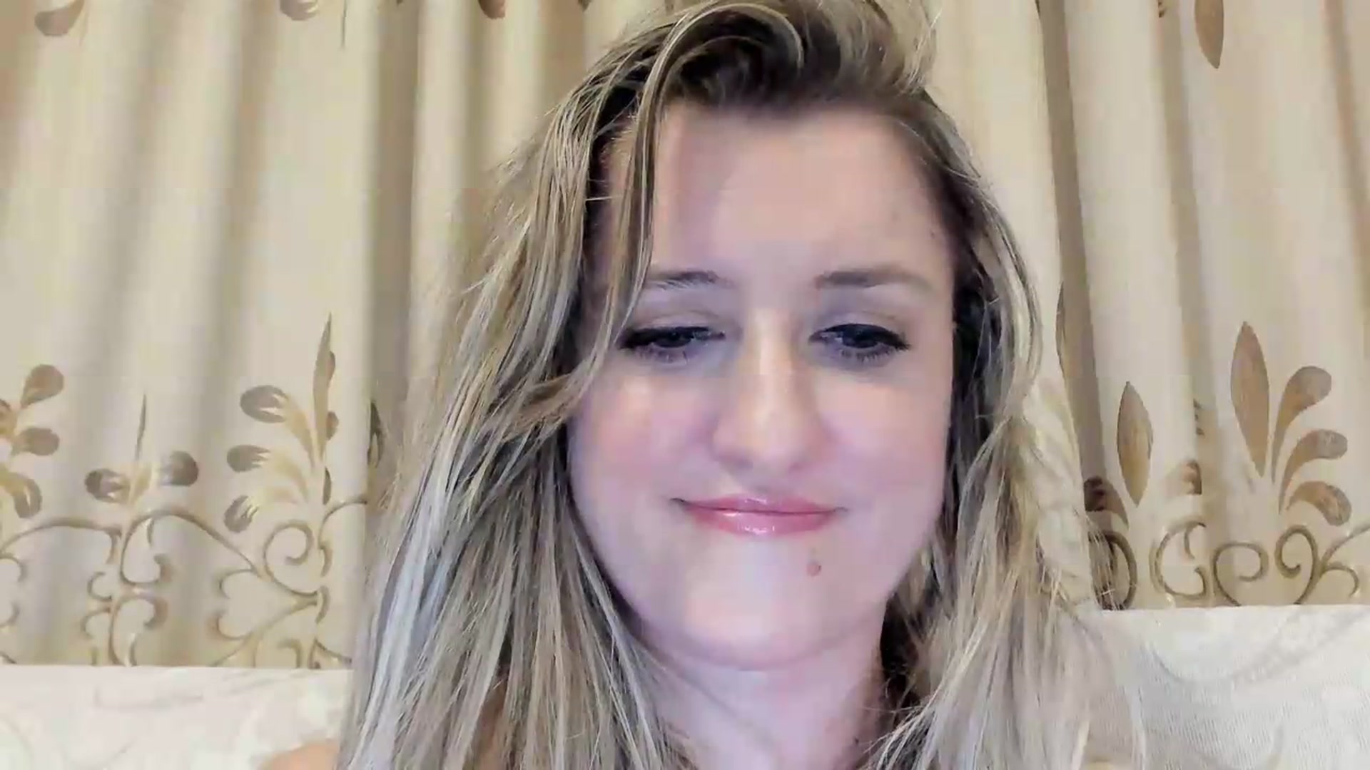 Gallery image thumbnail from BestDream's myfreecams stream on, 08/28/2026, 24:02 image 7 of 20
