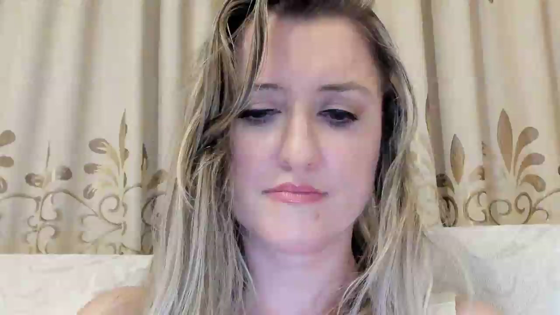 Gallery image thumbnail from BestDream's myfreecams stream on, 08/28/2026, 24:02 image 11 of 20