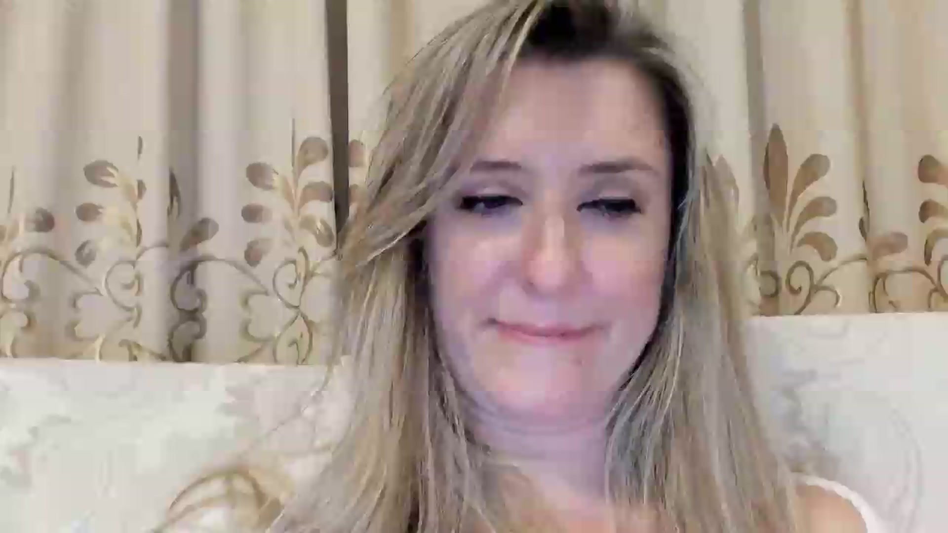 Gallery image thumbnail from BestDream's myfreecams stream on, 08/30/2026, 24:35 image 10 of 20