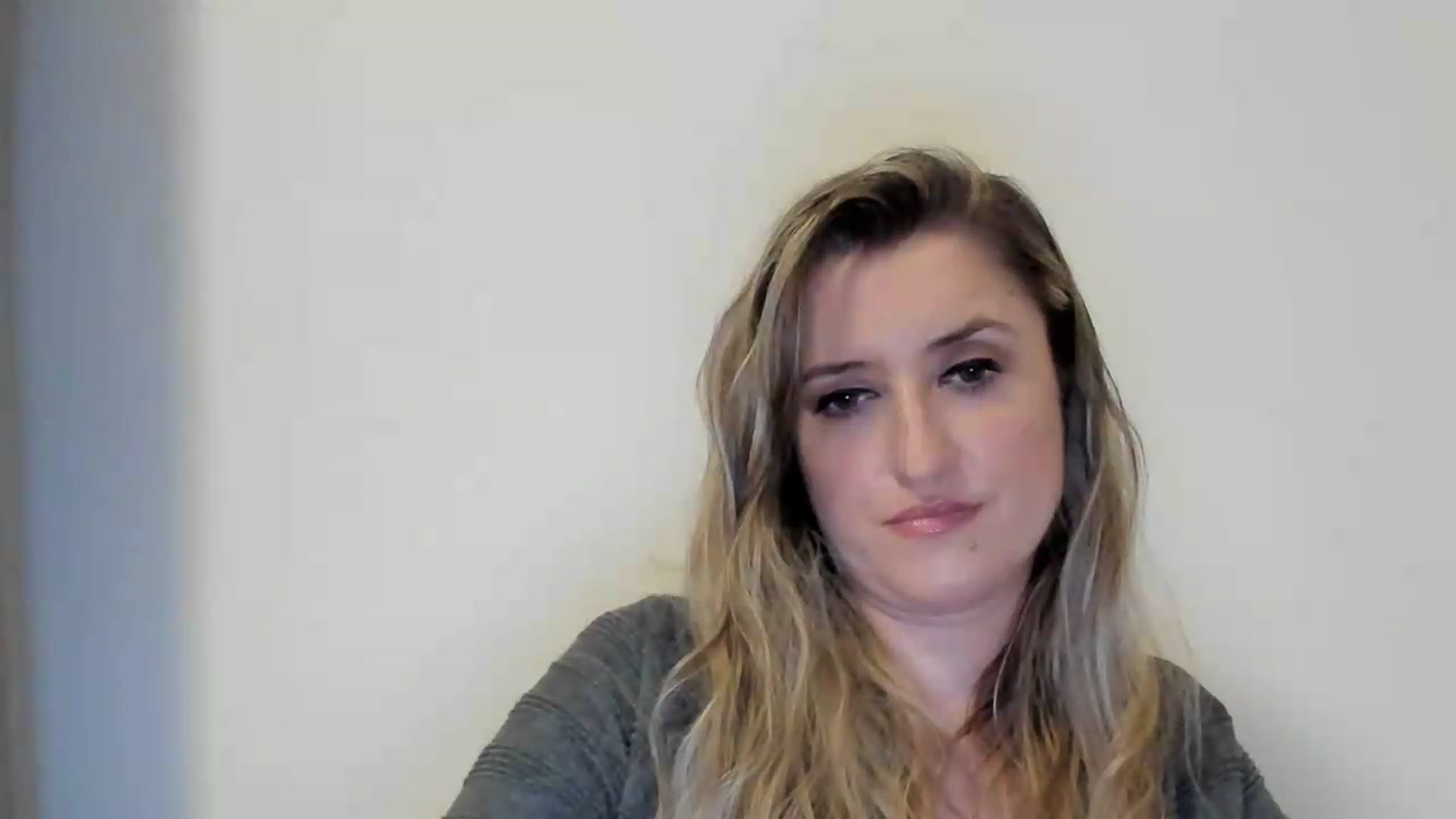 Gallery image thumbnail from BestDream's myfreecams stream on, 08/31/2026, 02:29 image 13 of 20
