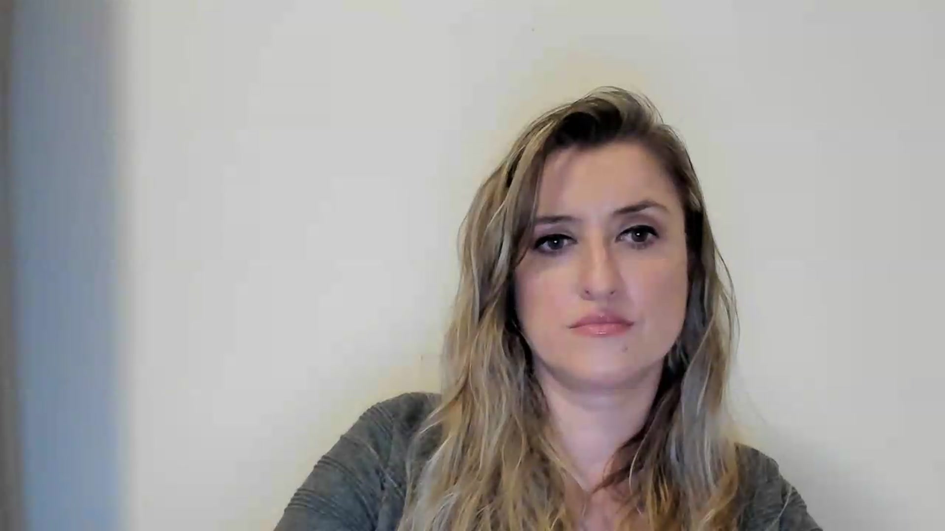 Gallery image thumbnail from BestDream's myfreecams stream on, 08/31/2026, 02:29 image 14 of 20