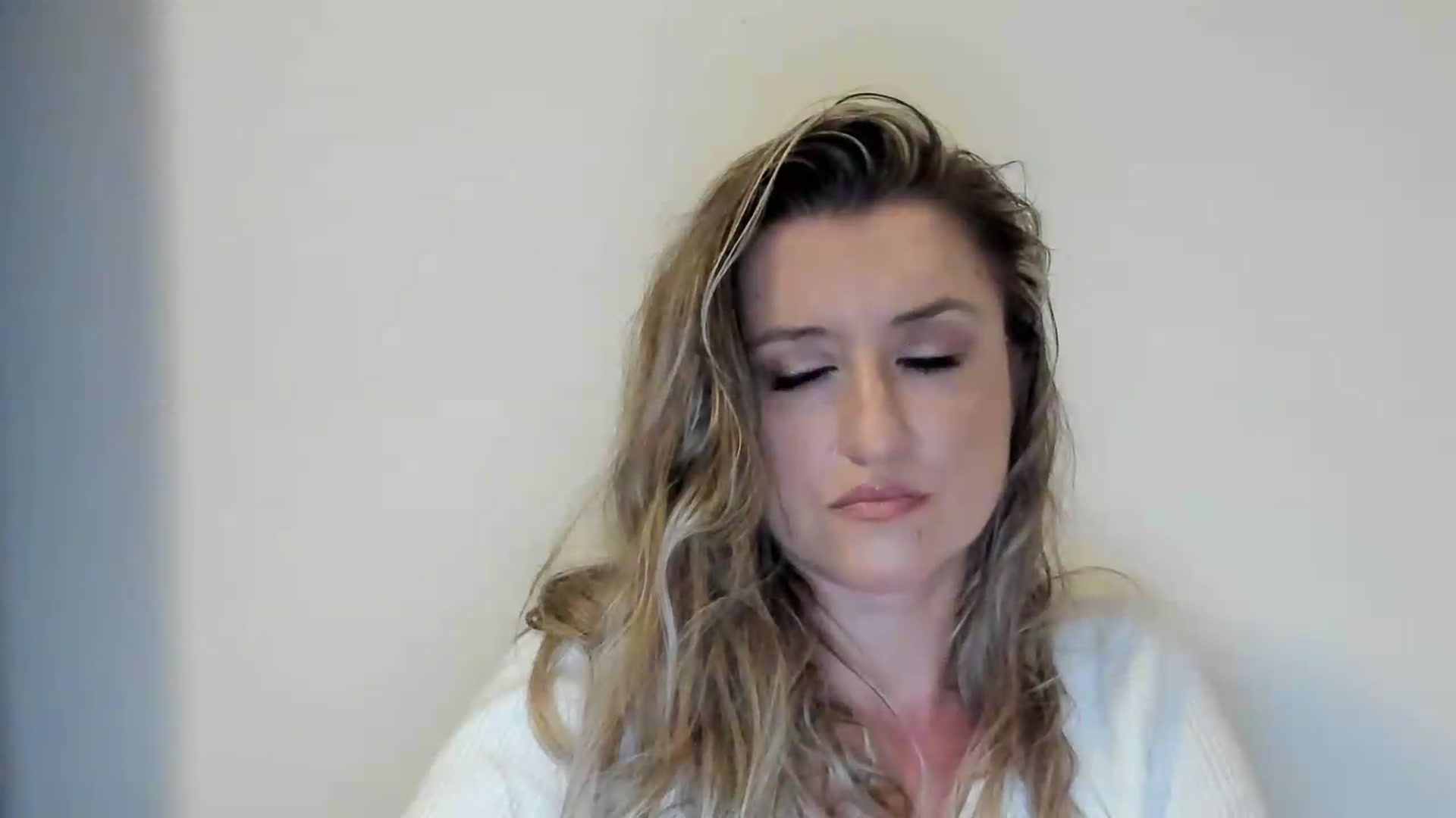 Gallery image thumbnail from BestDream's myfreecams stream on, 09/01/2026, 01:20 image 5 of 20