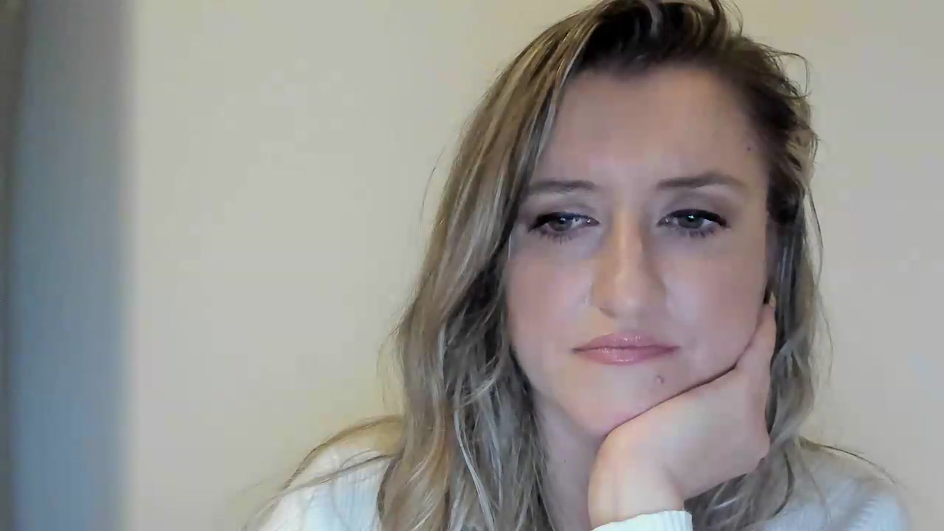 Gallery image thumbnail from BestDream's myfreecams stream on, 09/01/2026, 01:20 image 10 of 20