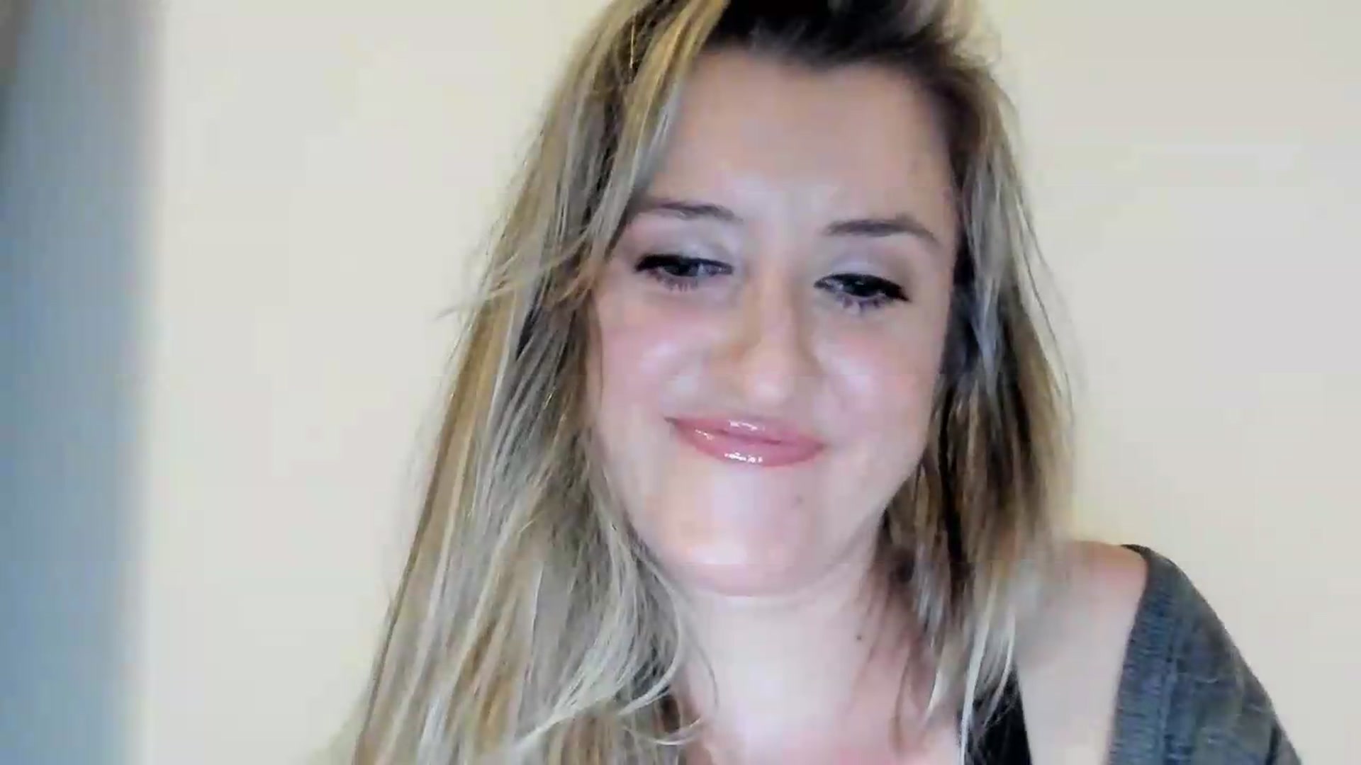 Gallery image thumbnail from BestDream's myfreecams stream on, 09/01/2026, 22:05 image 19 of 20