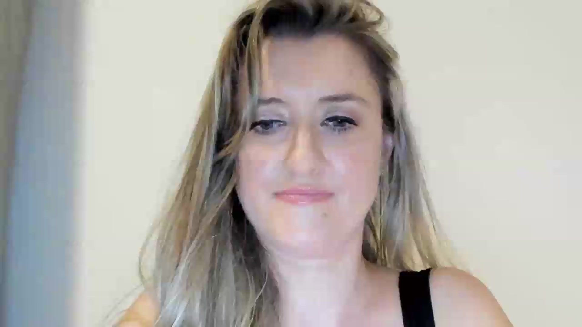 Gallery image thumbnail from BestDream's myfreecams stream on, 09/01/2026, 23:44 image 1 of 20