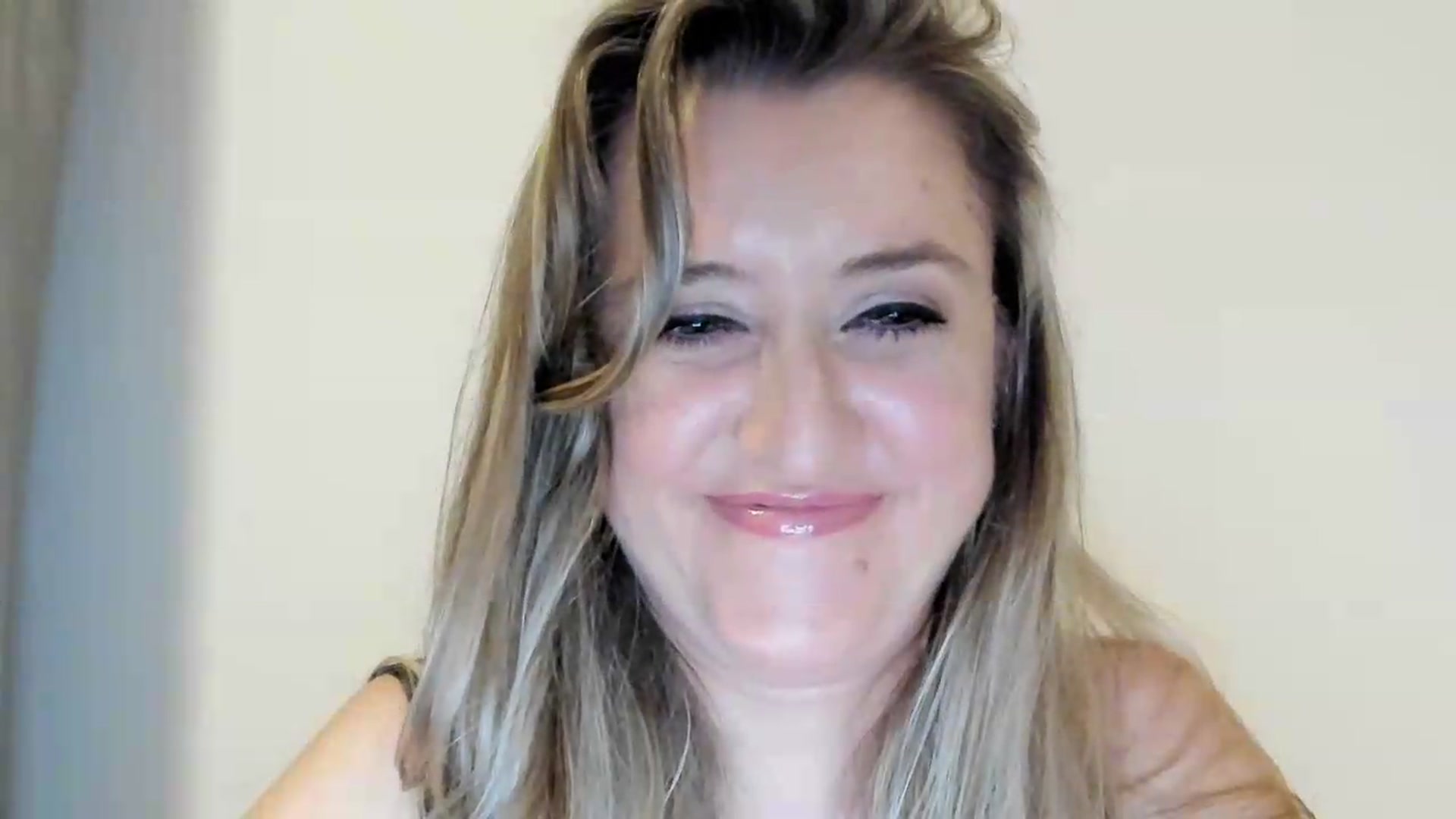 Gallery image thumbnail from BestDream's myfreecams stream on, 09/01/2026, 23:44 image 2 of 20