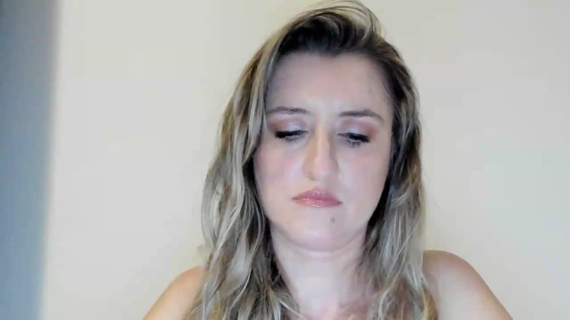 Gallery image thumbnail from BestDream's myfreecams stream on, 09/02/2026, 21:45 image 5 of 20