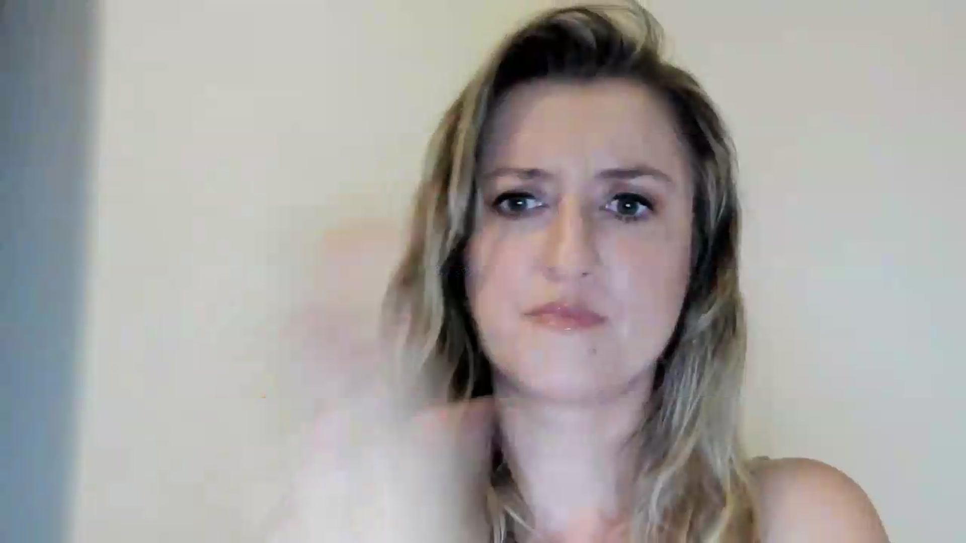 Gallery image thumbnail from BestDream's myfreecams stream on, 09/02/2026, 21:45 image 4 of 20