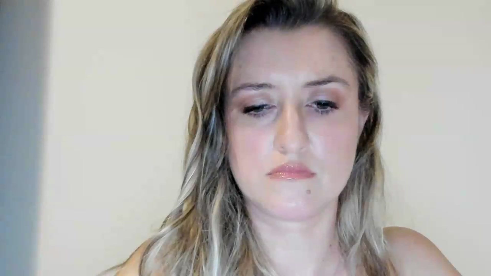 Gallery image thumbnail from BestDream's myfreecams stream on, 09/02/2026, 22:52 image 3 of 20