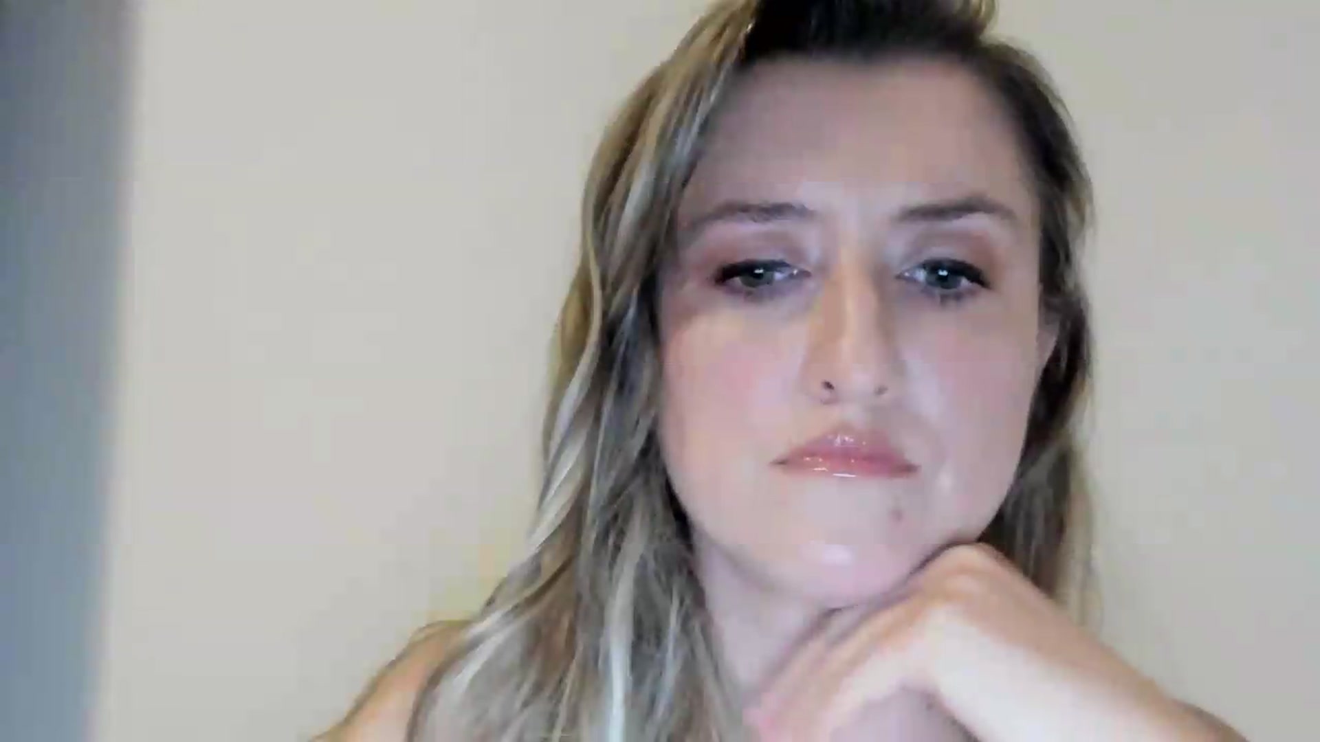 Gallery image thumbnail from BestDream's myfreecams stream on, 09/02/2026, 22:52 image 4 of 20