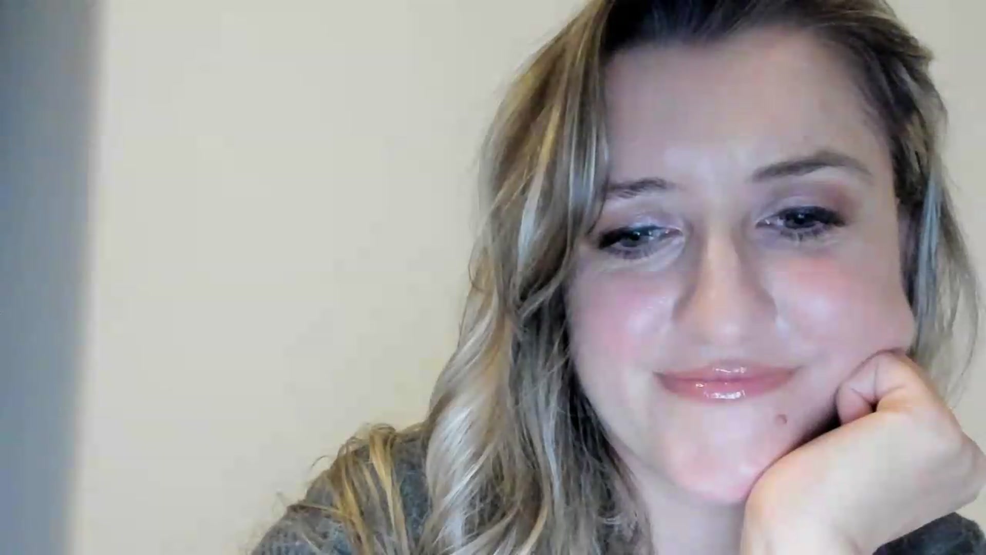 Gallery image thumbnail from BestDream's myfreecams stream on, 09/02/2026, 23:52 image 14 of 20