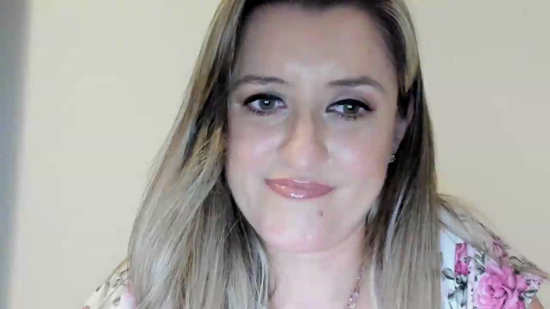 Gallery image thumbnail from BestDream's myfreecams stream on, 09/03/2026, 21:06 image 18 of 20
