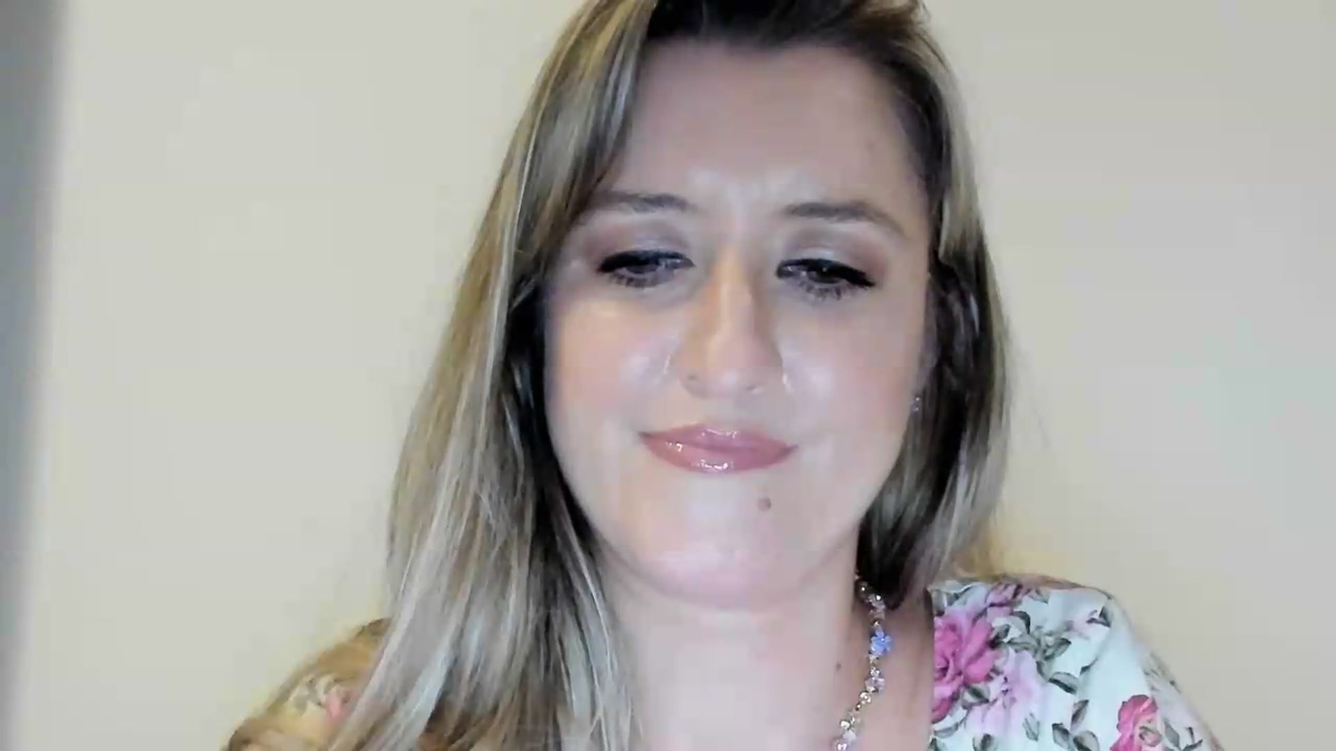 Gallery image thumbnail from BestDream's myfreecams stream on, 09/03/2026, 22:21 image 14 of 20