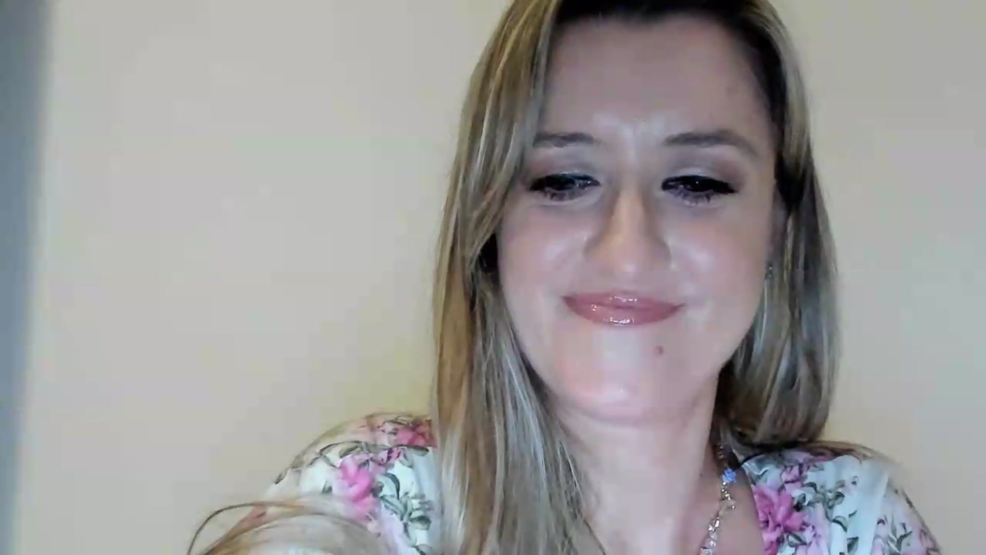 Gallery image thumbnail from BestDream's myfreecams stream on, 09/03/2026, 22:21 image 4 of 20