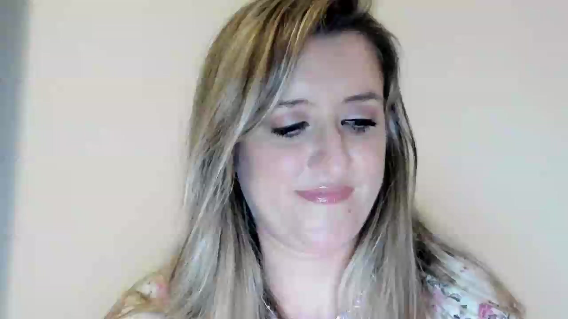 Gallery image thumbnail from BestDream's myfreecams stream on, 09/03/2026, 23:25 image 1 of 20