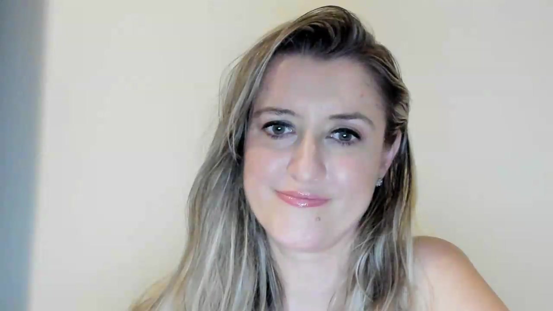 Gallery image thumbnail from BestDream's myfreecams stream on, 09/05/2026, 24:05 image 2 of 20